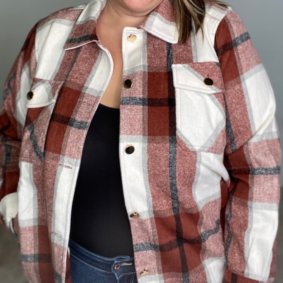 NWOT. Size large. - Picture 2 of 3